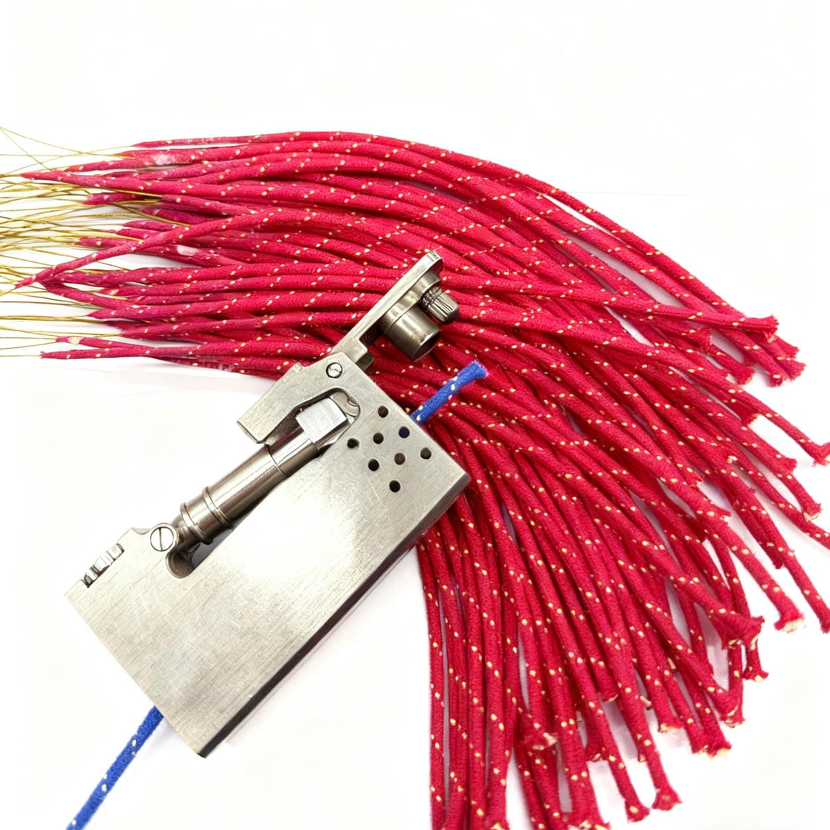 Premium Lighter Wick for Zippo & Most Kerosene Lighters - Anti-Fraying, High Ignition Rate, Long-Lasting, Needle-Install Design, High-Tech Accessory (5 red Wicks)