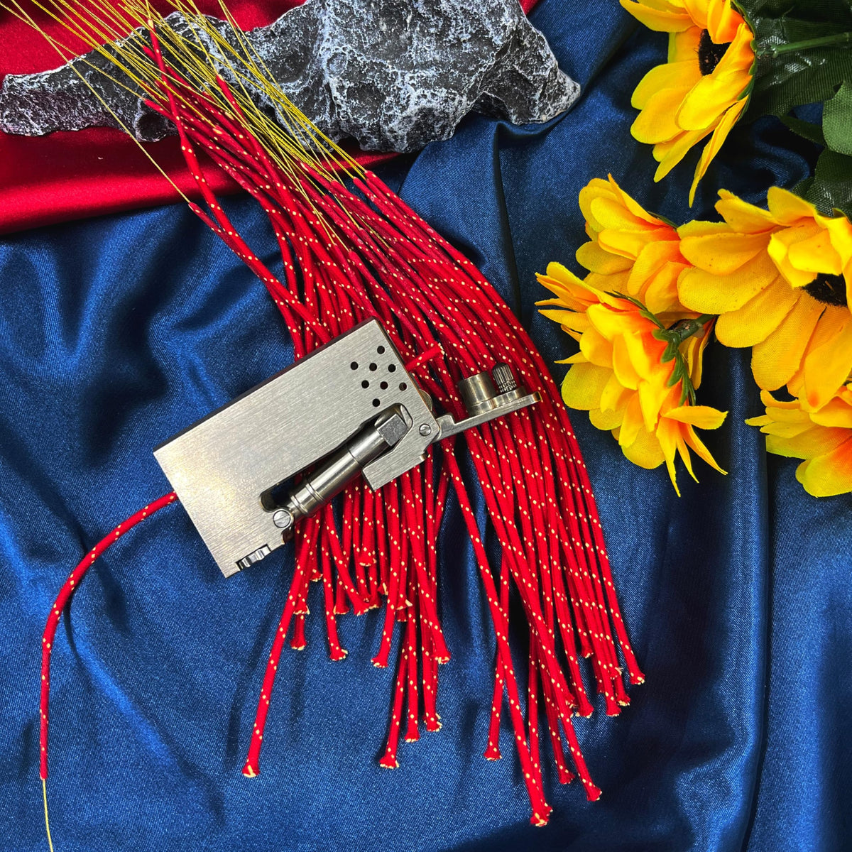 Premium Lighter Wick for Zippo & Most Kerosene Lighters - Anti-Fraying, High Ignition Rate, Long-Lasting, Needle-Install Design, High-Tech Accessory (5 red Wicks)
